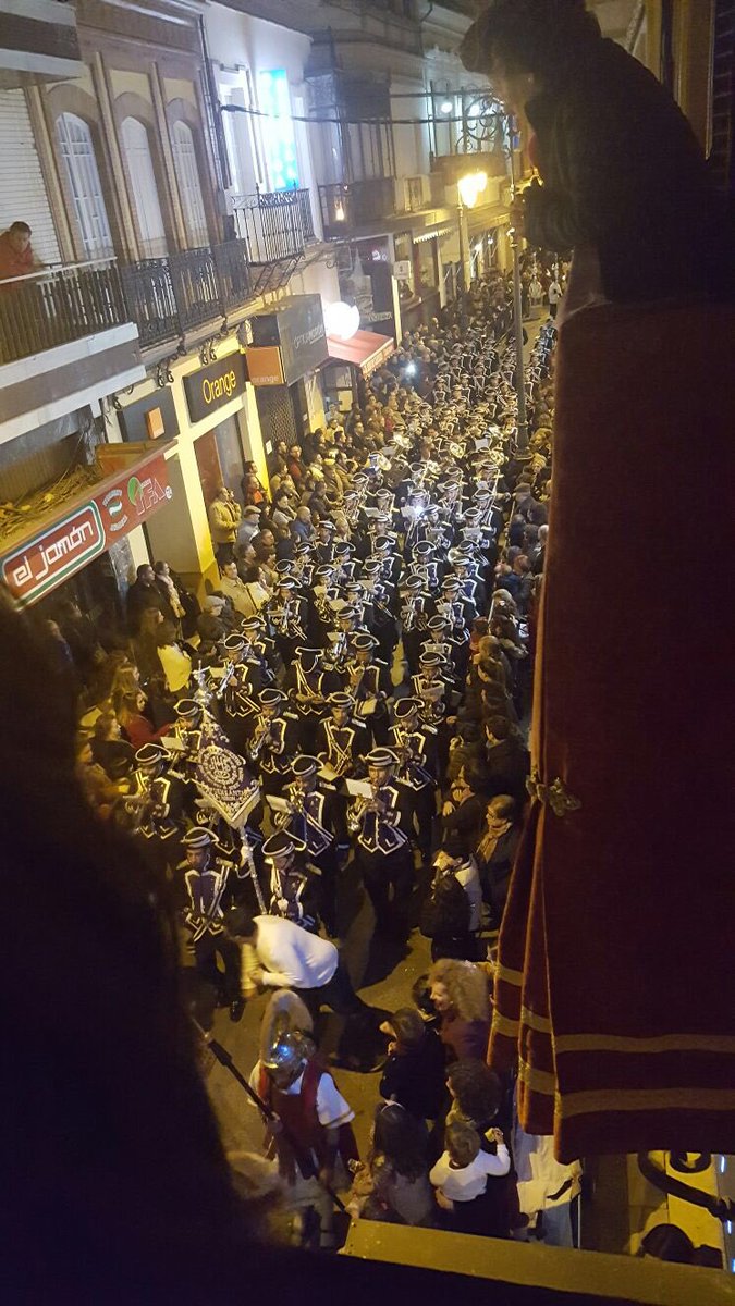 daviidcarriillo's tweet photo. Las calles hoy se an llenado de sones FUENSANTEROS @ssmoron @FuensantaMoron https://t.co/dr6aZzdhFB