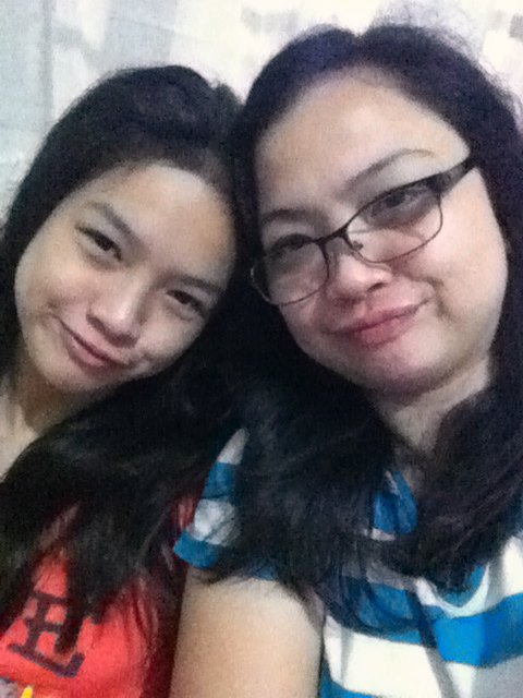 Good vibes! With my younger sister 👭😜