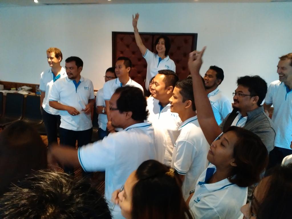 SNVIndonesia's tweet photo. Fun activities as we're discusing about advocacy. Great nvolvement from all team members. https://t.co/bRdsDgRBye