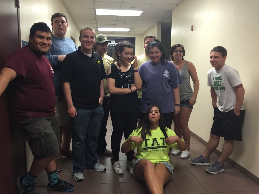TSUDeltaChi's tweet photo. Had fun working TAT with @TSUDeltaZeta last week! #gohometat #service https://t.co/Pbd2Ss3xyG