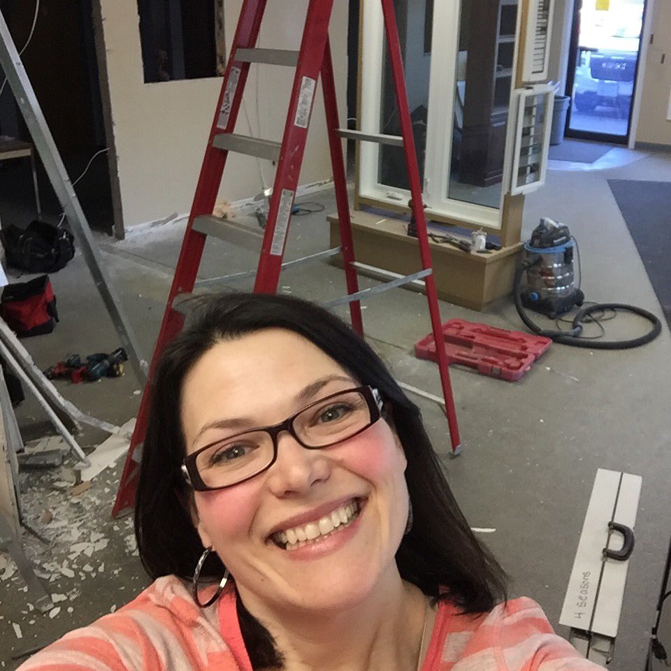 doyles_windows's tweet photo. Renovations...we can't wait to have the showroom complete.  #doyleswindows #shoplocal #napanee #financingavailable https://t.co/LtXU9JeGvK