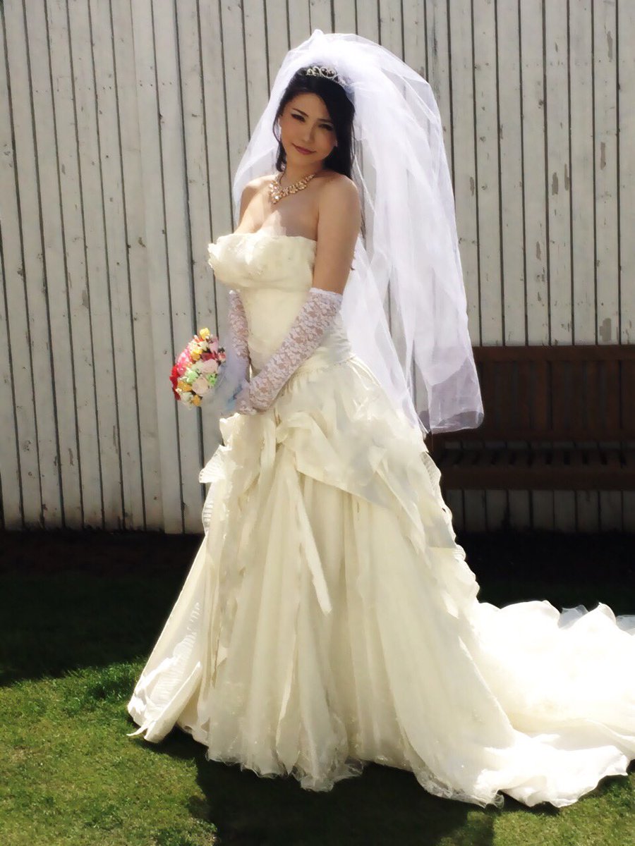 Anri Okita got married today r/Kappa