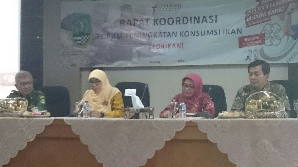 Jk tiap sekolah ada kolam ikan n hsl panen dikonsumsi sendiri, mk konsumsi makan ikan perkapita akan terpantau