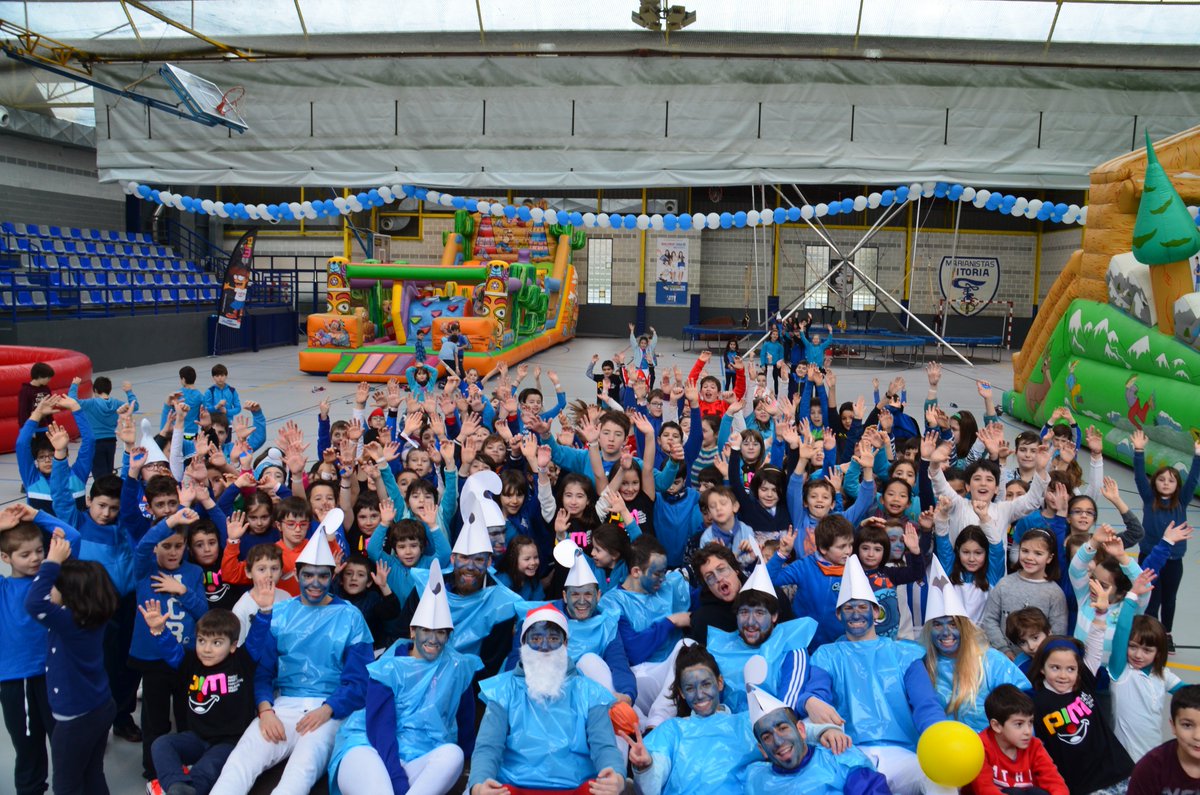 dxtmarias's tweet image. Bienvenidos a Pitufilandia! Nos espera una mañana impresionante #PIM16