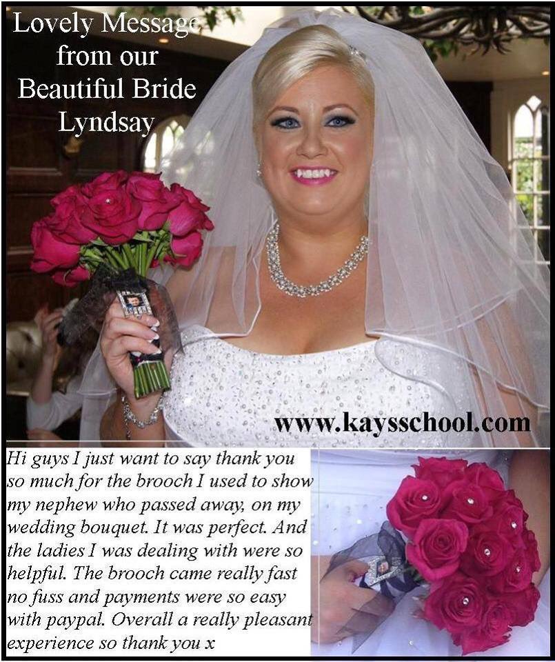 FlowerSchoolIE's tweet image. #memoryFrames #mementoBrooches #sentimentalPhotos #photoFrames #brides #weddingFlowers