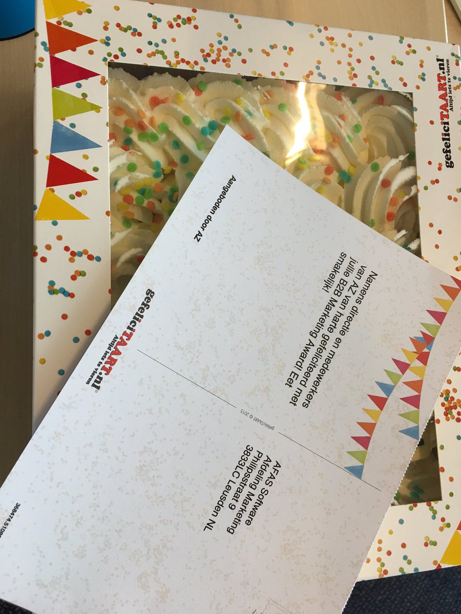 Bedankt <a href="/AZAlkmaar/">AZ</a> voor de felicitaties en lekkere taart👍