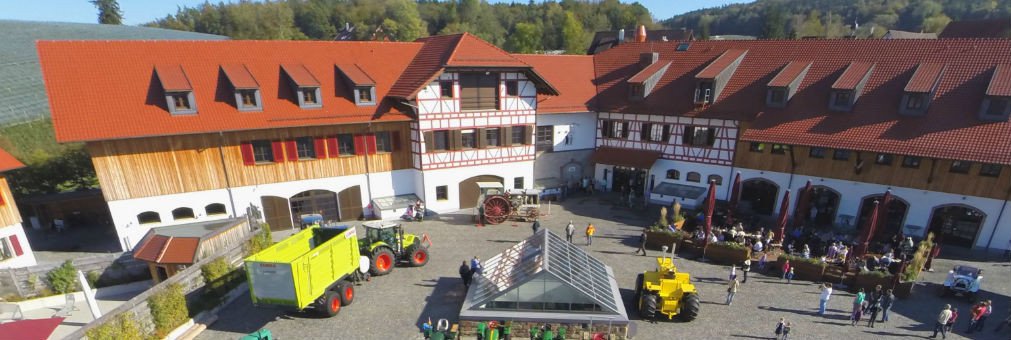 seekalender's tweet photo. #EventDesTages: #Traktormuseum #Bodensee!

https://t.co/hY7mpcZIZm

 #Ferien #Familie #RausMitEuch #SeeKalender https://t.co/KYDX2lbRZH