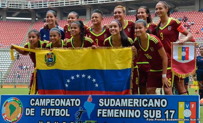 FenixFC2014's tweet photo. Felicidades Bicampeonas⚽️ #SudamericanoFemeninoSub17 #sub17fem���#OrgulloVenezolano💛💙❤️ https://t.co/MEMmhos14e