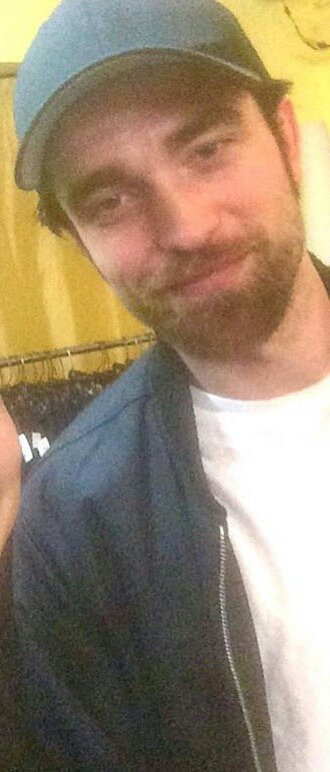 girlstuff411's tweet photo. Cherishing our precious Rob moments of 2016. Even #HalfRob. Part 2 #RobertPattinson #NYRob https://t.co/aekxjXACIN