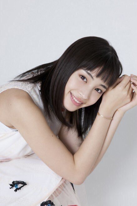 y9jmd's tweet photo. 広瀬すずが好きな方と繋がりたいのでリツイートお願いします
#広瀬すず 
#広瀬すず応援する人RT
#広瀬すずかわいいと思う人RT
#RTした人全員フォローする https://t.co/KIn2LyBLmf