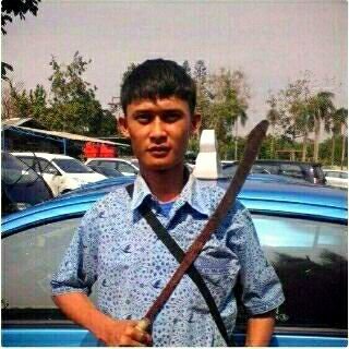 romyalfius's tweet photo. Gmn pendapat publik jika ada oknum seperti ini? #antitaksikonvensional @Bluebirdgroup @RadioElshinta @Metro_TV https://t.co/gS2w8yWvUB