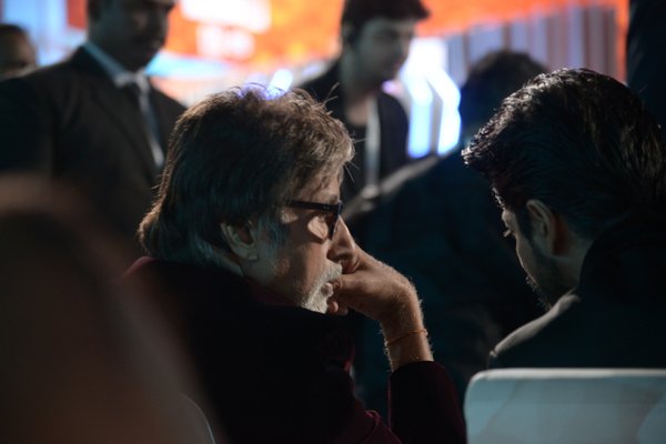 SRKUniverse tweet picture