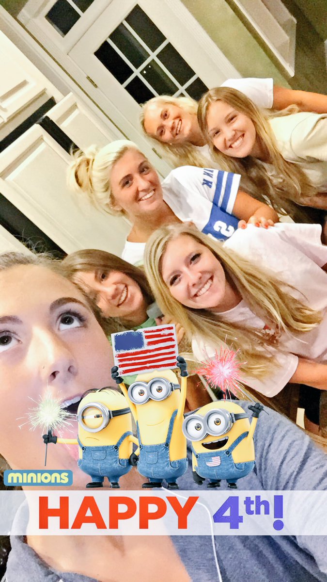 taylorndeeb's tweet photo. Miss my babies, so ready for this years 💯 #bestworkcrewever https://t.co/krUjihI0I4
