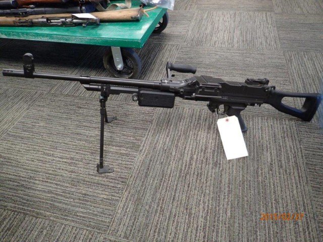 Stolen machine gun pops up 6 years after theft in storage locker of late murder suspect guns.com/2016/03/21/sto…