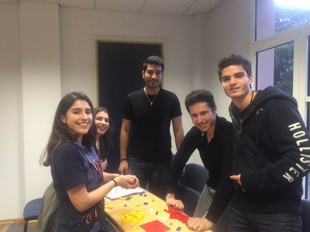 ThomasFraudet's tweet photo. C'est parti pour 3 jours de créativité à l'@ESABeirut #DoDays @SEVEN_edx @potentiel_ca @FallahYahya @ERICLEDELEY https://t.co/MbpLRQ8ySe