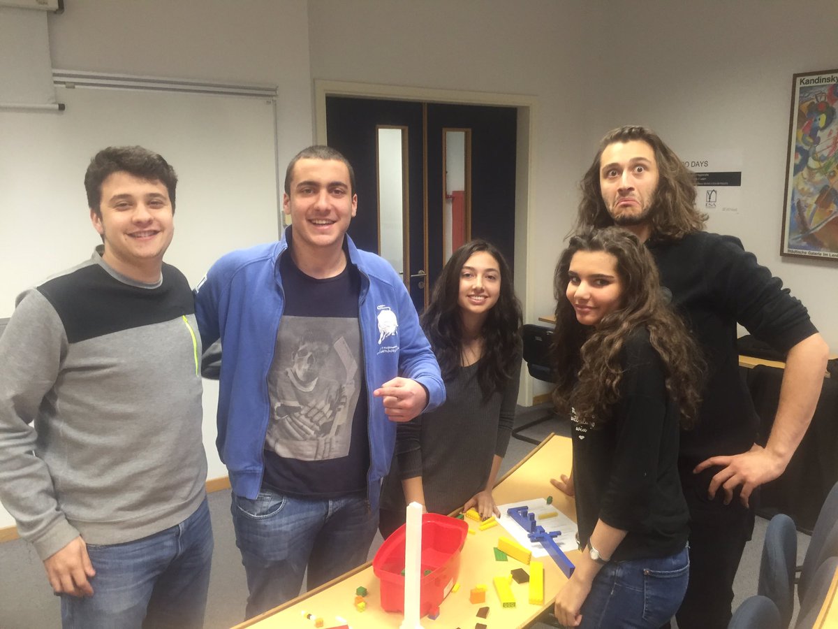 ThomasFraudet's tweet photo. C'est parti pour 3 jours de créativité à l'@ESABeirut #DoDays @SEVEN_edx @potentiel_ca @FallahYahya @ERICLEDELEY https://t.co/MbpLRQ8ySe