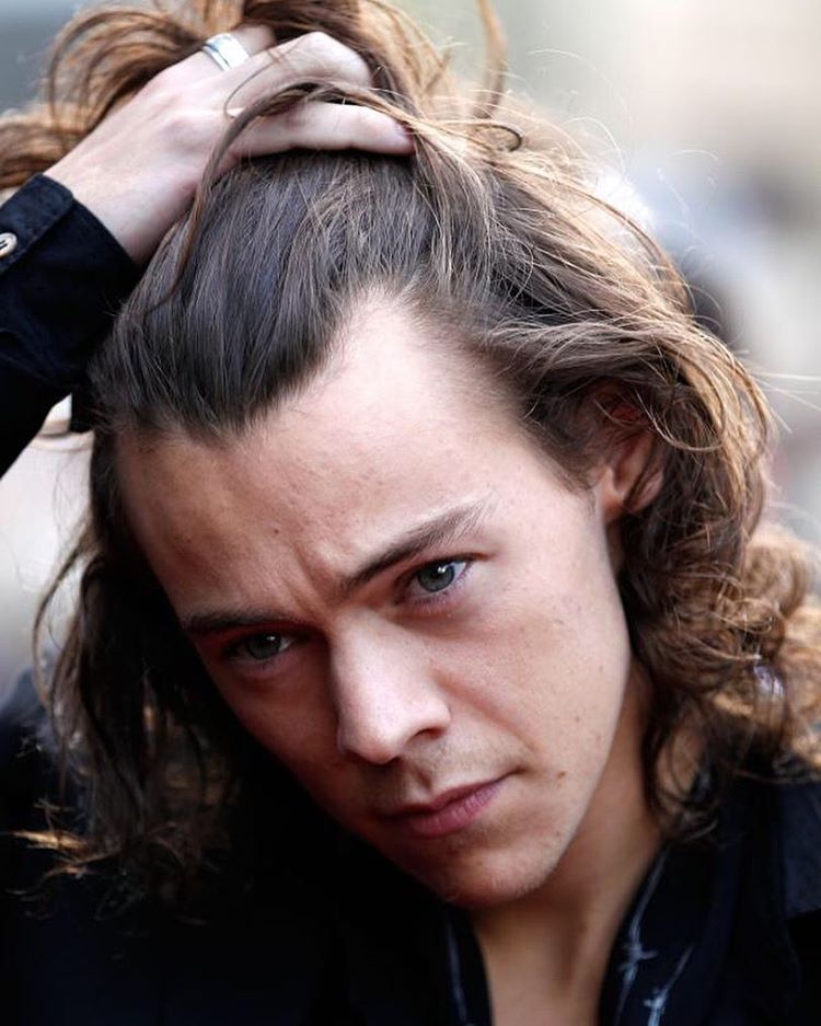 zavanahmalik's tweet photo. WMYB got me like #wmybto1billion #onedirectionuk https://t.co/rg8Fpcp12x