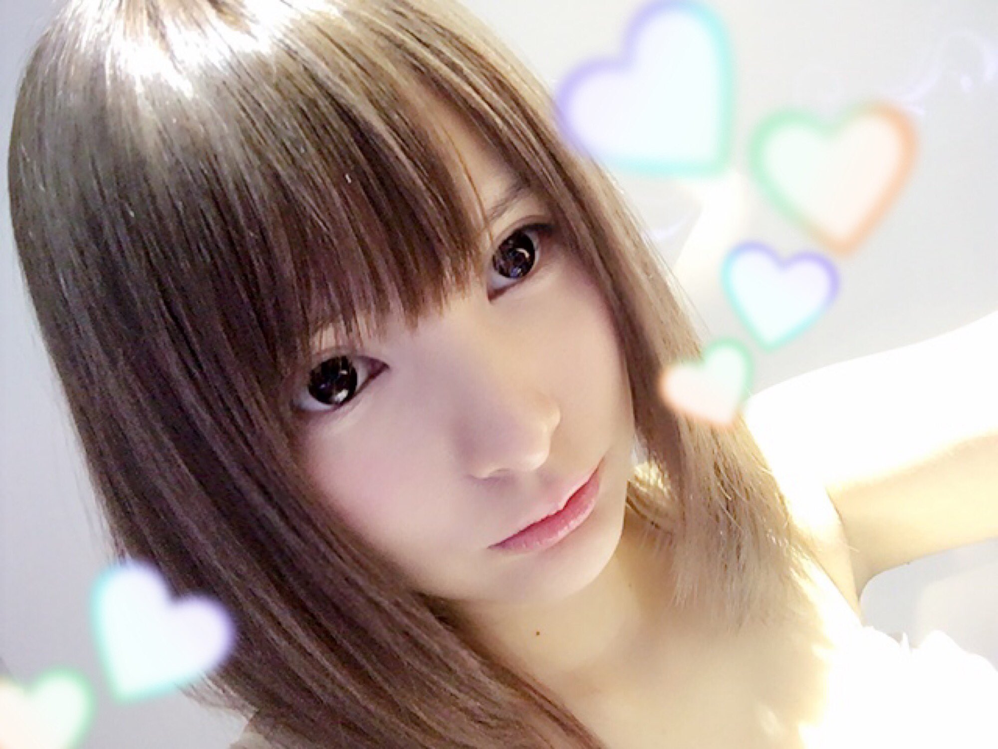 皆さんこんにちわ！ きょうは大事なお知らせがあります。 わたし、みほのはAV引退することになりました>_< 今まで応援してくれたファンの方々、本当にありがとうございました☆ 三年間楽しかったですʕ⋈•◡-ʔ https://t.co/7lKCgJgqDq