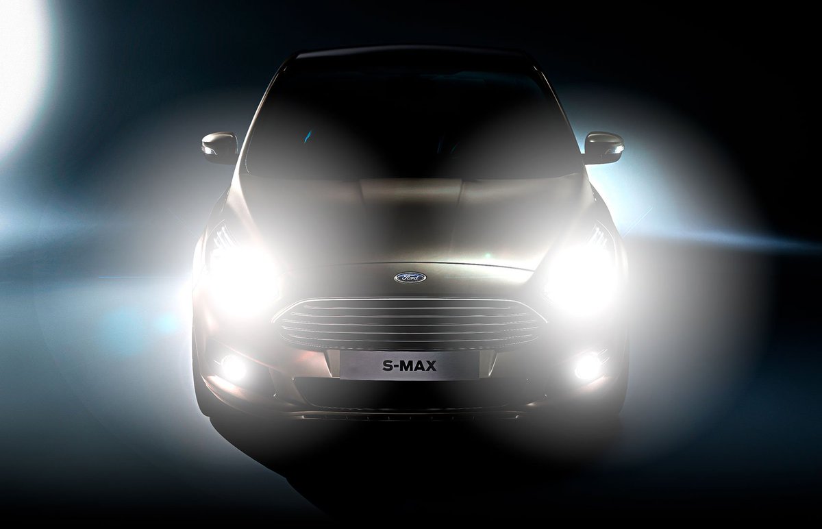 CARmagazine's tweet photo. We explain how @Ford anti-dazzle headlamps work VIDEO https://t.co/hYGs7wv0XG https://t.co/0X4IiWKn5r