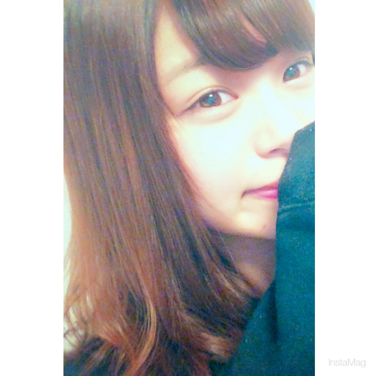 aomizuki's tweet photo. みんながもう一回やってほしい
てゆう声が多かったから
やったてみた！！

だーれだ

#モノマネメイク
#水木あお https://t.co/kdADt8tgWK