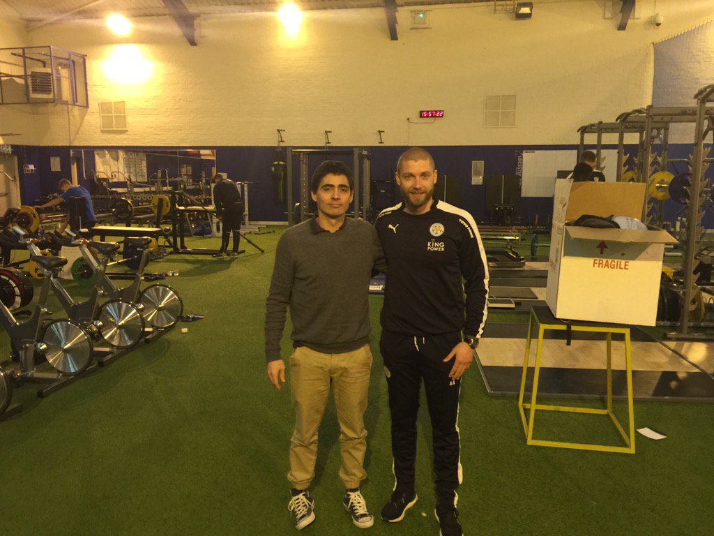 rbpilates's tweet photo. Curso @rbpilates "Isoinerciales en Trabajo Excéntrico" en @LCFC. Líderes de la Premiere @VersaPulley @smartcoach_eu https://t.co/OG5uJ22lkX
