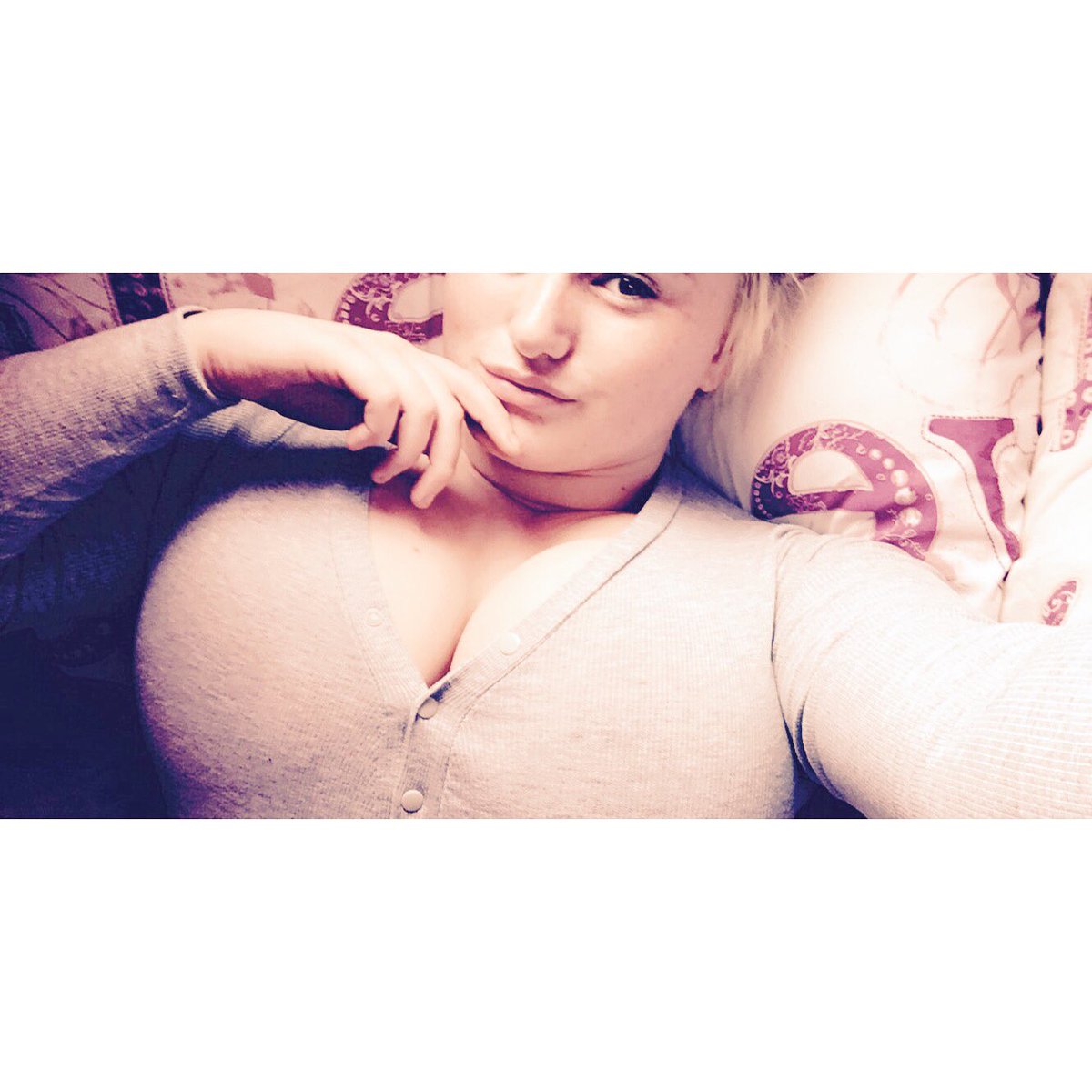 Jessmcneilis's tweet photo. Lazy day 👀😴 https://t.co/Ndb2VvJB2O