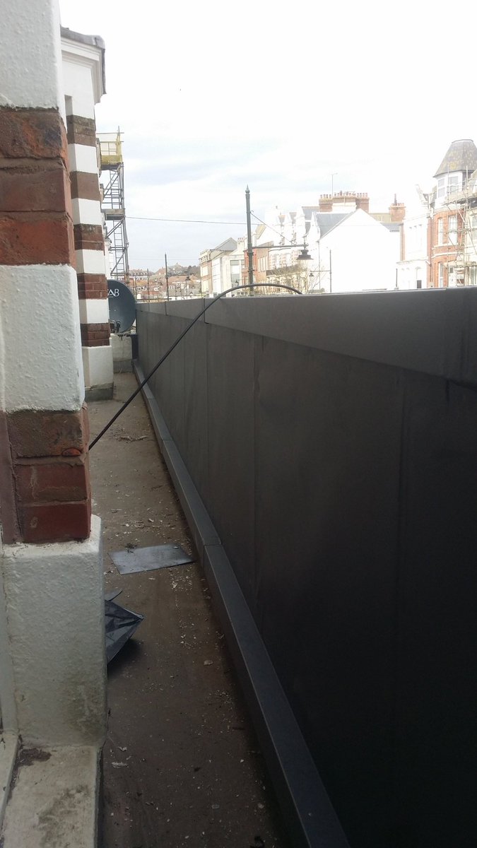 ampmroofing's tweet photo. @CefilUK @am_maint @ChasGiles1 @domhanmore @steved10k parapet repairs complete #singleply #roofing https://t.co/8cl3RfF9QH