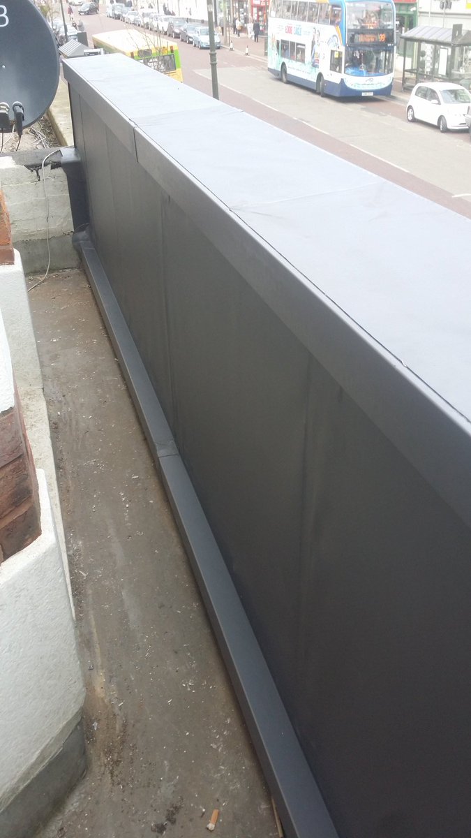ampmroofing's tweet photo. @CefilUK @am_maint @ChasGiles1 @domhanmore @steved10k parapet repairs complete #singleply #roofing https://t.co/8cl3RfF9QH