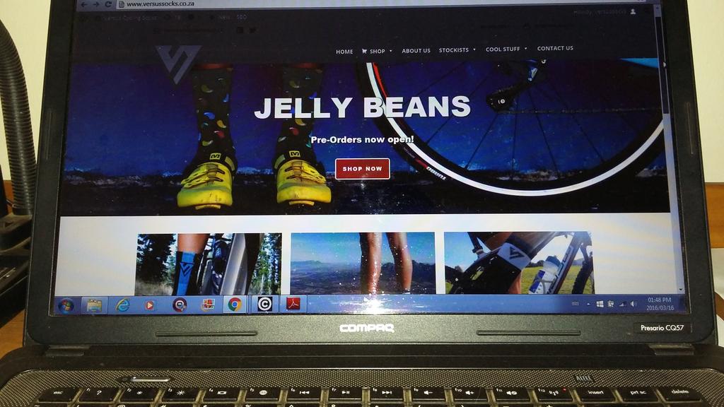 versussocks's tweet photo. Jelly bean online pre orders are still open. Dont miss out on your free gift with every pre https://t.co/OiwpQgQptK https://t.co/gHsecCxViX