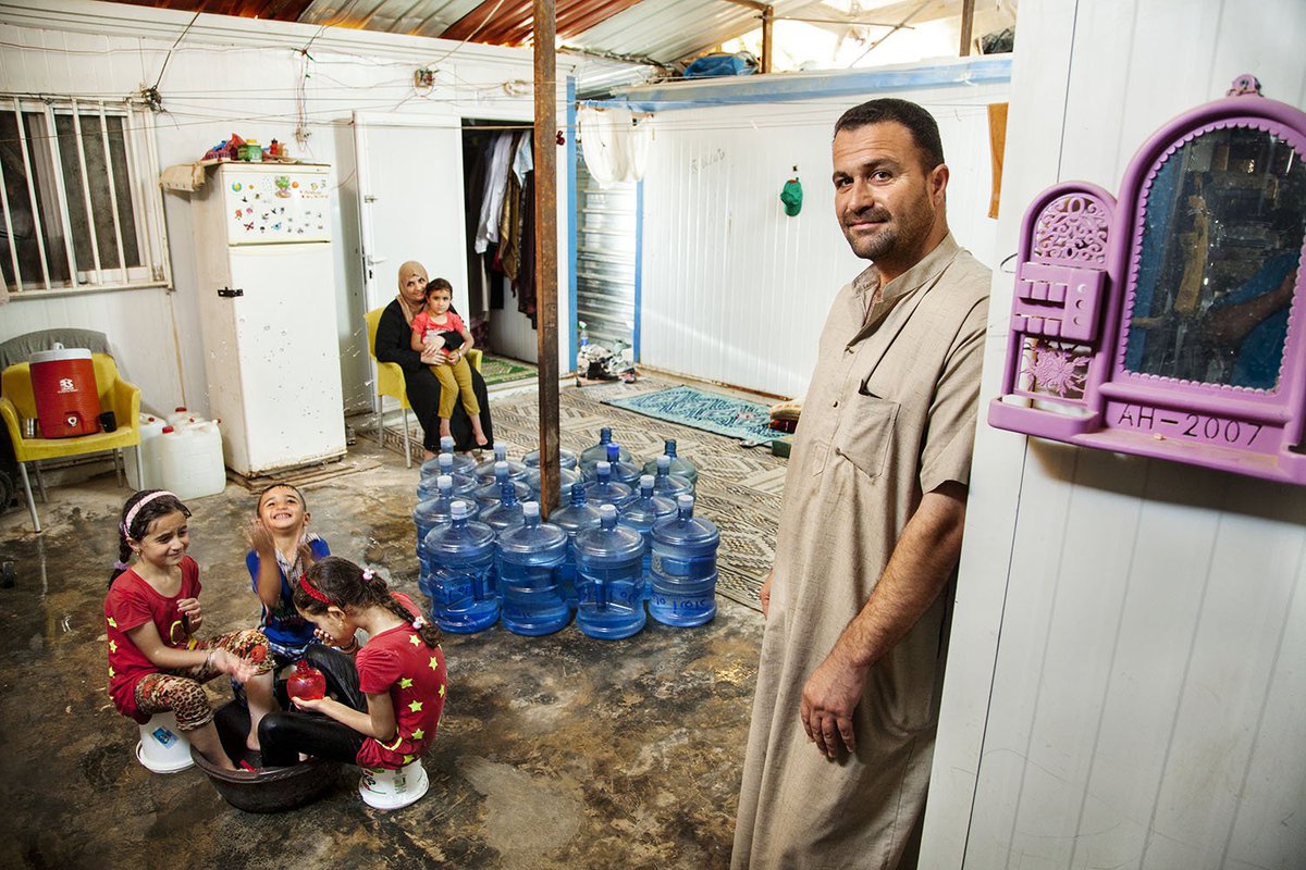 How access to clean water differs for families across the world on.mash.to/1S1Z5qA #WorldWaterDay
