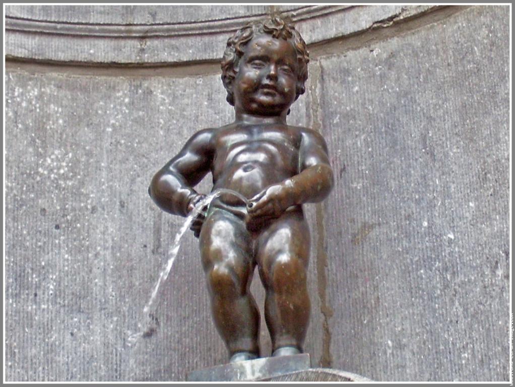 AirGDesign's tweet image. #Bruxelles #JeSuisBelge #Tristesse #UnisContreLaHaine #mannekenpis