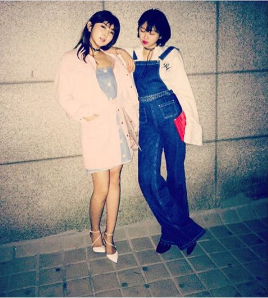 94IMPMAKNAE's tweet photo. 🙆🙋✨ https://t.co/AI8CIPJQPP