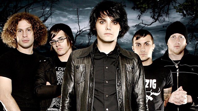 LyricsFromMCR's tweet photo. Let's celebrate My Chemical Romance's music today. https://t.co/V85Q6ehpgz