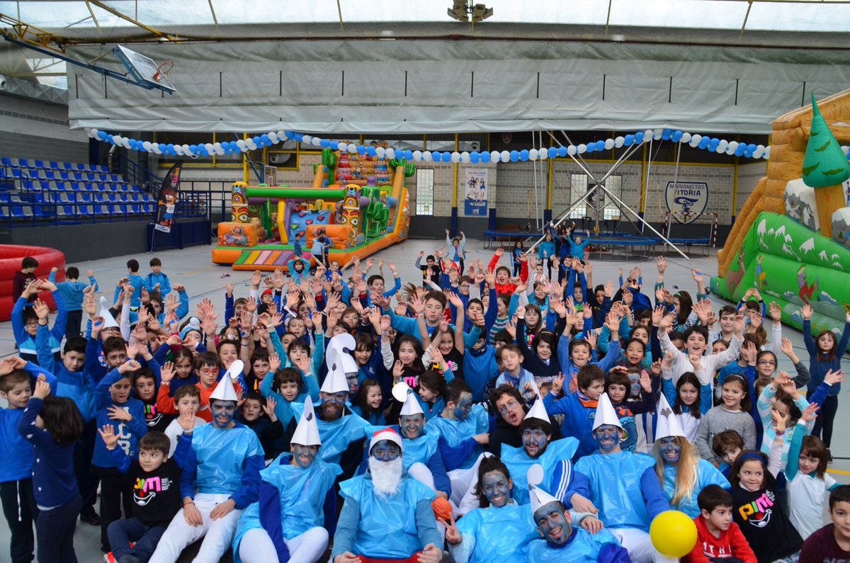 dxtmarias's tweet image. Terminamos el día en PitufiLandia. En nuestra web os dejamos las fotos y el vídeo resumen del día de hoy #PIM16
