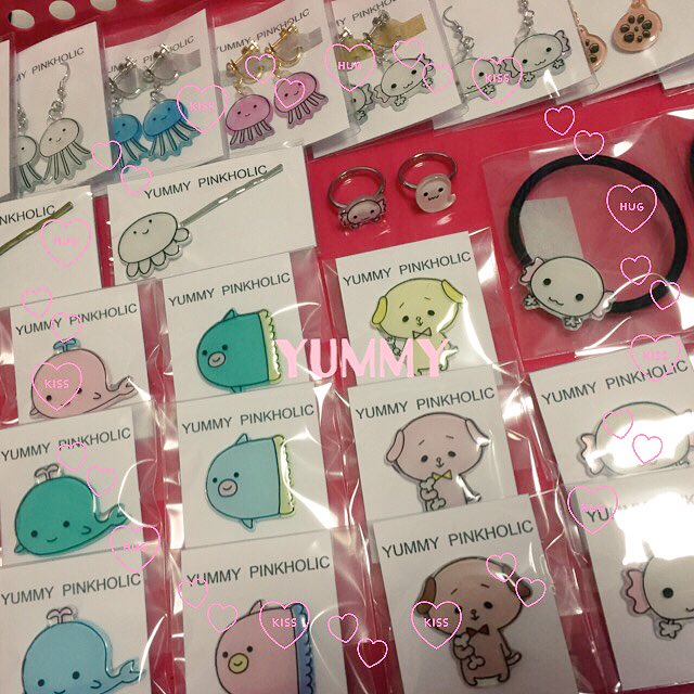 yummy_pinkholic's tweet photo. 今週末の高円寺Creamの納品準備できた〜!明日郵送しまーす♡ #18IPPA https://t.co/Dzgln9vd1j