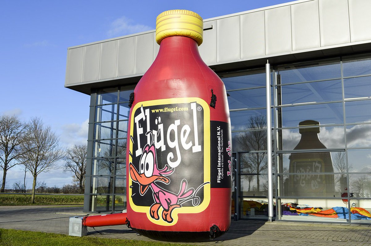 JBAirDesign's tweet photo. Opblaasbare #flugel fles, op maat gemaakt voor een van onze klanten. #opblaasbaar #maatwerk #JB #Airdesign https://t.co/VbEv82IZPr