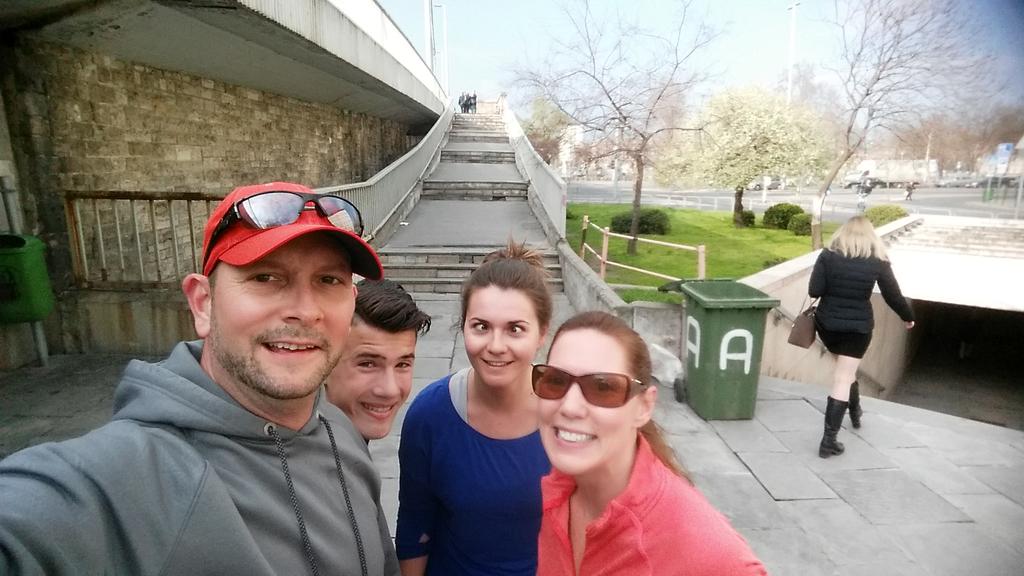 kingsedgehill's tweet photo. Finished our final day in Budapest with an early morning run! #keseurotrip #runbudapest #runnerbliss https://t.co/C5iOuh1Jv0