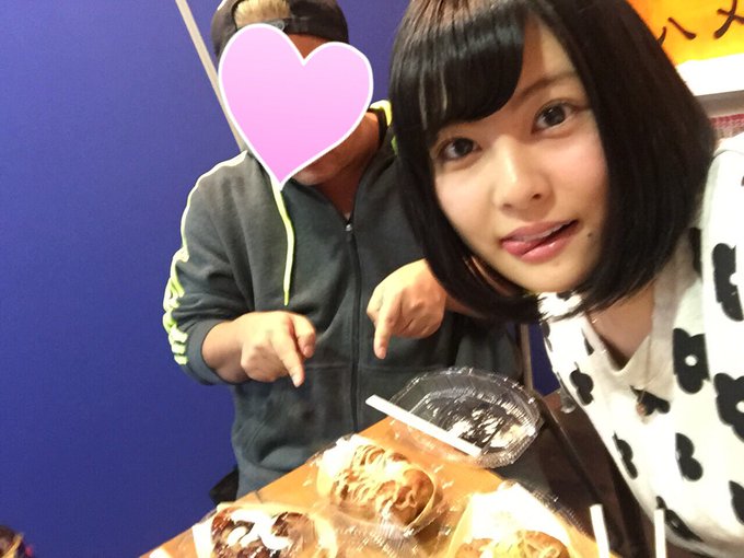 マネージャー様と銀だこの出前を頂いて美味しかった😋😋😋  たこ焼き美味しい！粉もん最高！炭水化物いぇい！ https://t.co/XcVNywtM3Q<a href="/tag/twitter%E3%81%AB%E3%82%82%E8%87%AA%E6%92%AE%E3%82%8A%E3%82%92%E8%BC%89%E3%81%9B%E3%82%8B"class="tags"><span>#twitterにも自撮りを載せる</span></a>