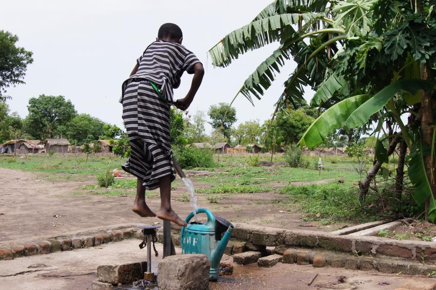 .<a href="/UN_Water/">UN-Water</a> #WaterIs safe water delivery. Spotlight on those who bring this resources 2 MM: bit.ly/World_Water_Da…
