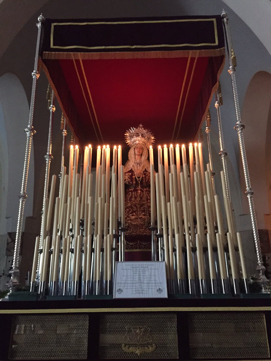 Todo el año esperando y al fin llegó...

¡¡¡MARTES SANTO!!!

Esta tarde nuestros Hermanos nos llevaran a la Gloria.