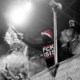 Brussel we are with you.. Wij zwichten niet voor terreur!
#PRIDEOFMUM #AJAX  #Anderlecht