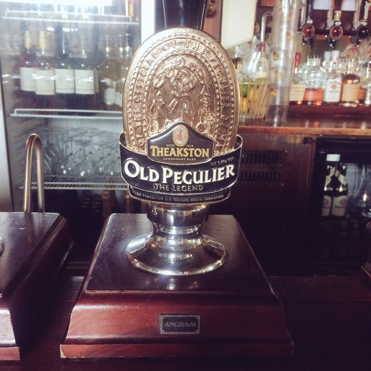 OTB: <a href="/Wadworth/">Wadworth Brewery</a> 6X <a href="/BattledownBrew/">Battledown Brewing Co.</a> Sunbeam <a href="/Theakston1827/">Theakston Brewery</a> Old Peculier #bevbeer