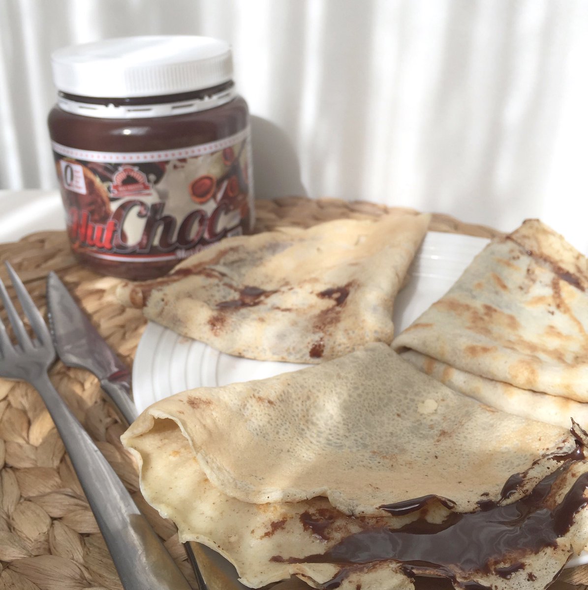 helloimandreab's tweet photo. 🌟 M O R N I N G 🌟 y mi veredicto a la nueva #nutchoc es...🔝🔝.Menudo sabor!!! Podéis encontrarla en @cross_nutrition https://t.co/IhYA6rmizR