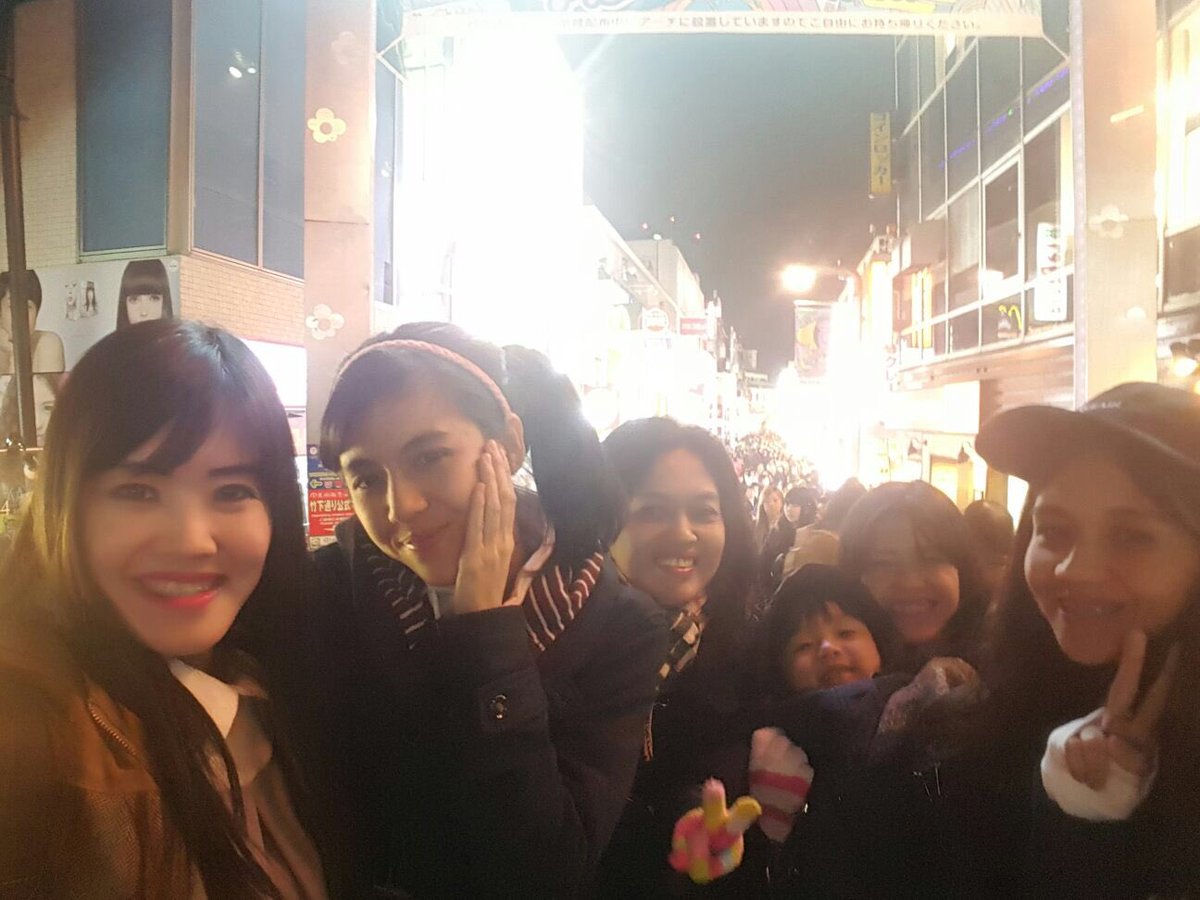 Harajuku street 121016 with family😍