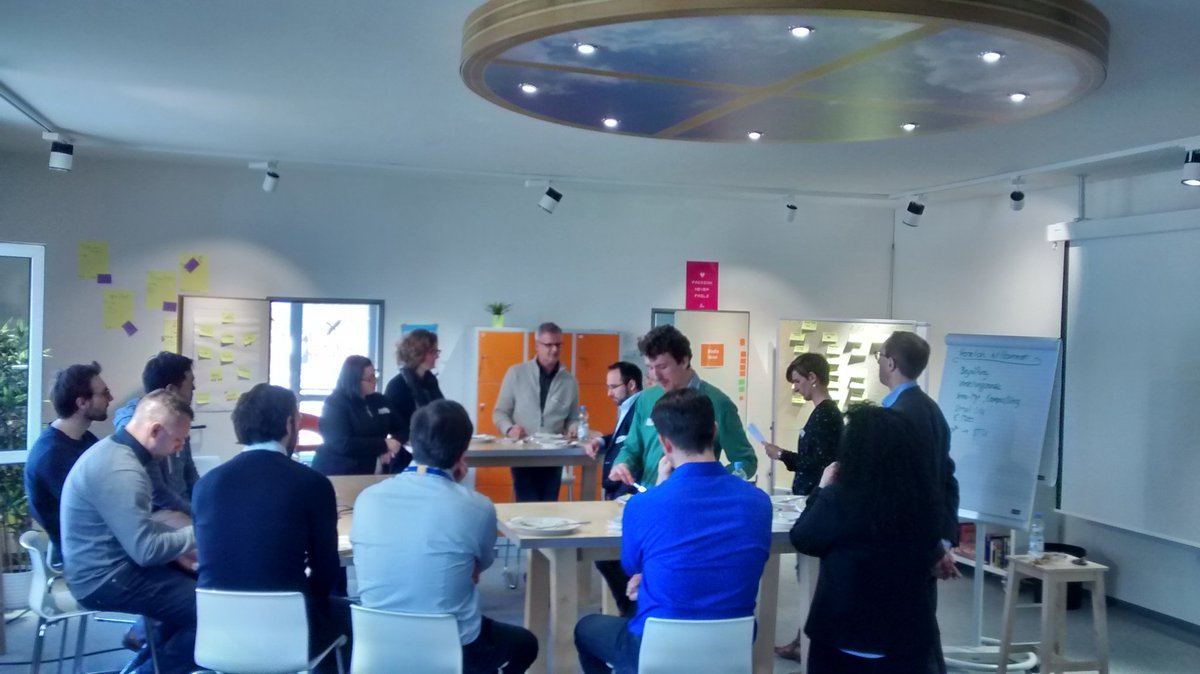 Maja_Malova's tweet photo. Sie sind da #activatr kann endlich los gehen juhuuuu @InnoCampusKA https://t.co/XEtsle4Uov