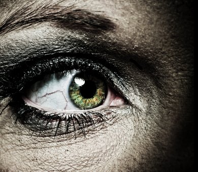 The women asylum seekers forced into prostitution: bit.ly/1RZU6GR Grim picture painted by <a href="/BritishRedCross/">British Red Cross 🧡</a>