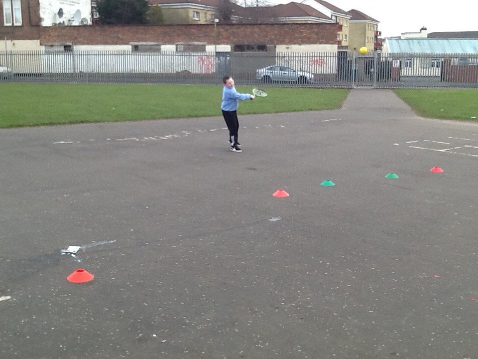 stmarysp7's tweet image. Health and Wellbeing #PE #SchoolSportAward #balanceandcontrol
