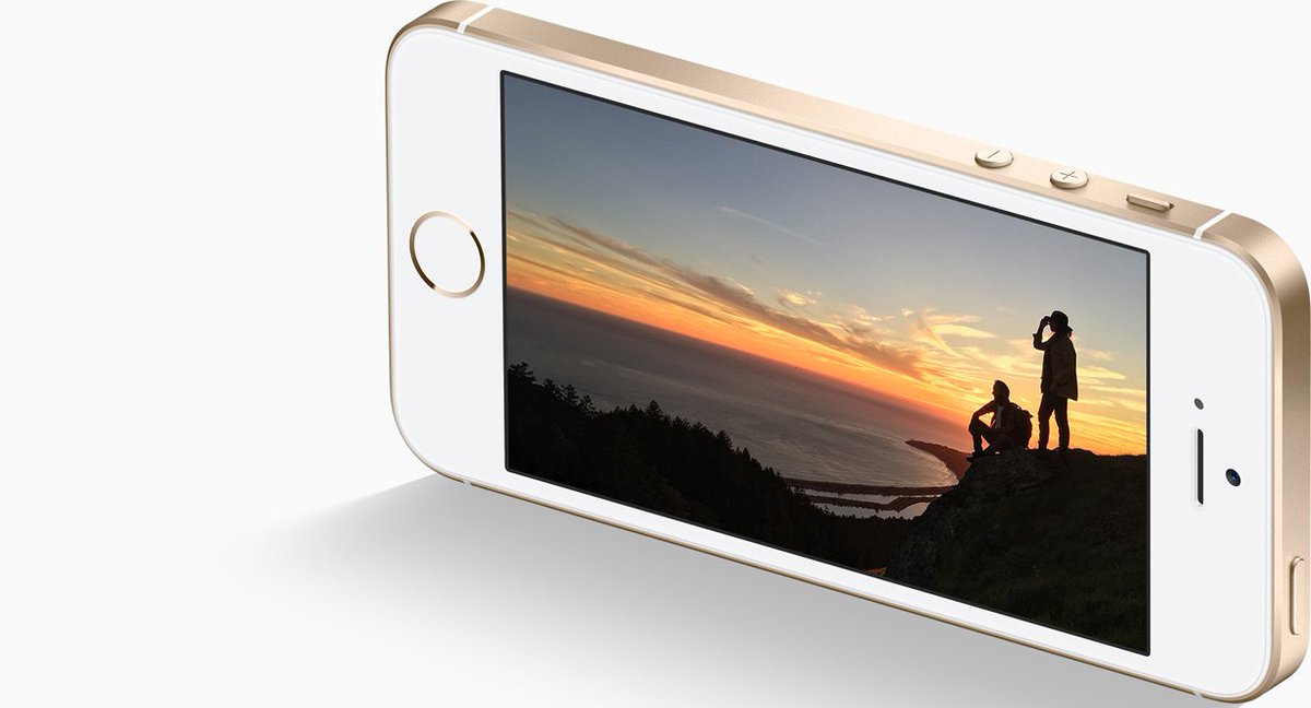 A1Telekom's tweet photo. Klein aber fein: Alles über das neue #iPhoneSE am #A1Blog > https://t.co/bdomiepn7p! Bei A1 ab April erhältlich! https://t.co/0U6k0Om2Du