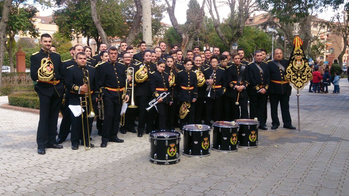 Increíble día de Domingo de Ramos en Talavera de La Reina con el paso de la #borriquita y #3CaidasNoves