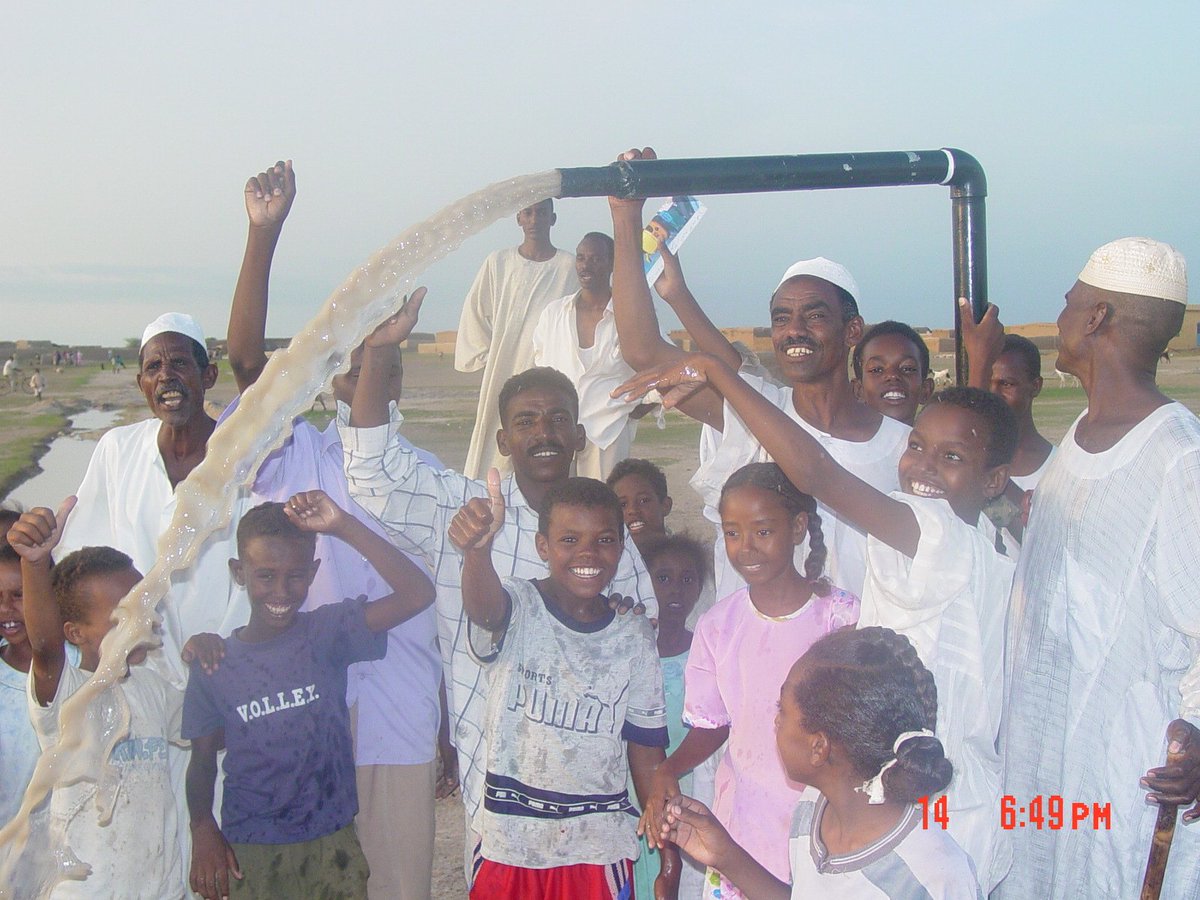 PlanSudan's tweet photo. #WaterIs Life. In 2015, Plan International Sudan invested € 4816 in water and sanitation https://t.co/0mUqd7dPl7